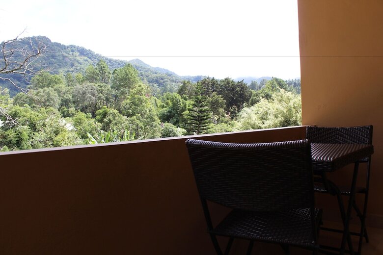 Casa De Monta�a Bed & Breakfast