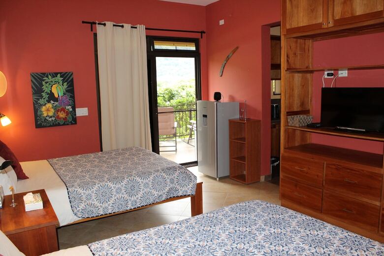Casa De Monta�a Bed & Breakfast