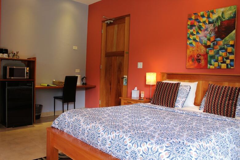 Casa De Monta�a Bed & Breakfast