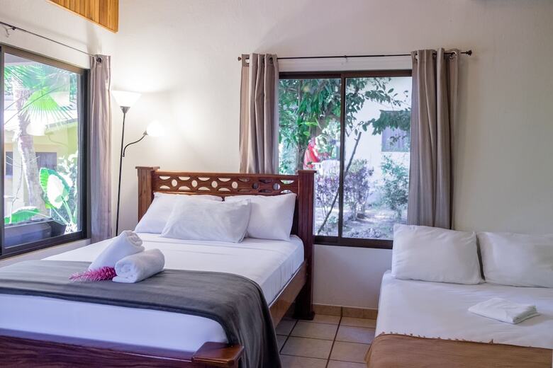 Zula Inn Aparthotel