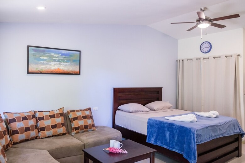 Zula Inn Aparthotel