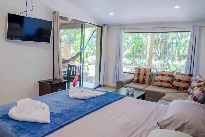 Zula Inn Aparthotel