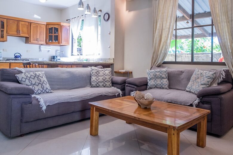 Zula Inn Aparthotel