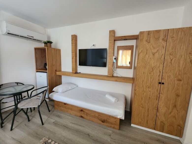 Tiberia Hotel