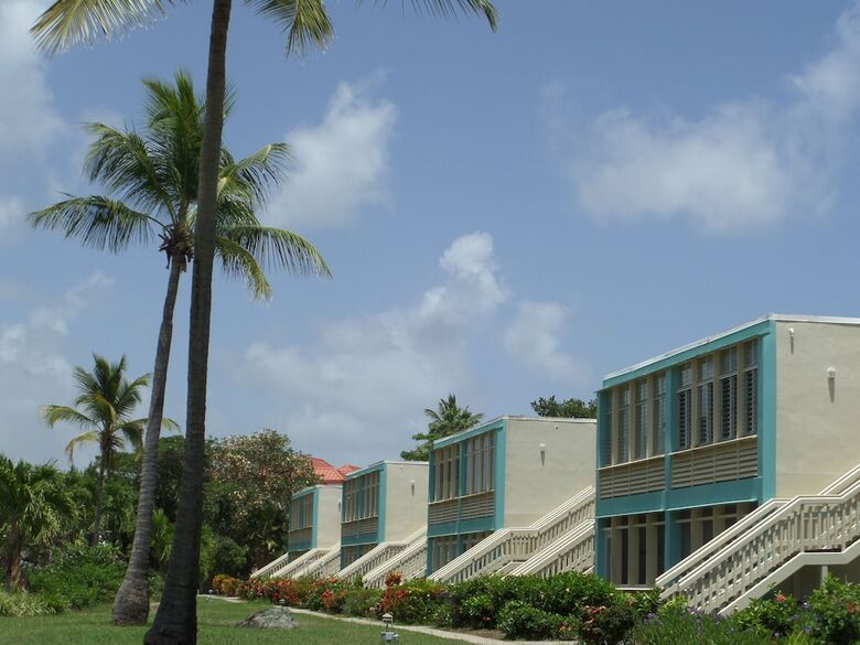 Aparthotel Crystal Cove Villas