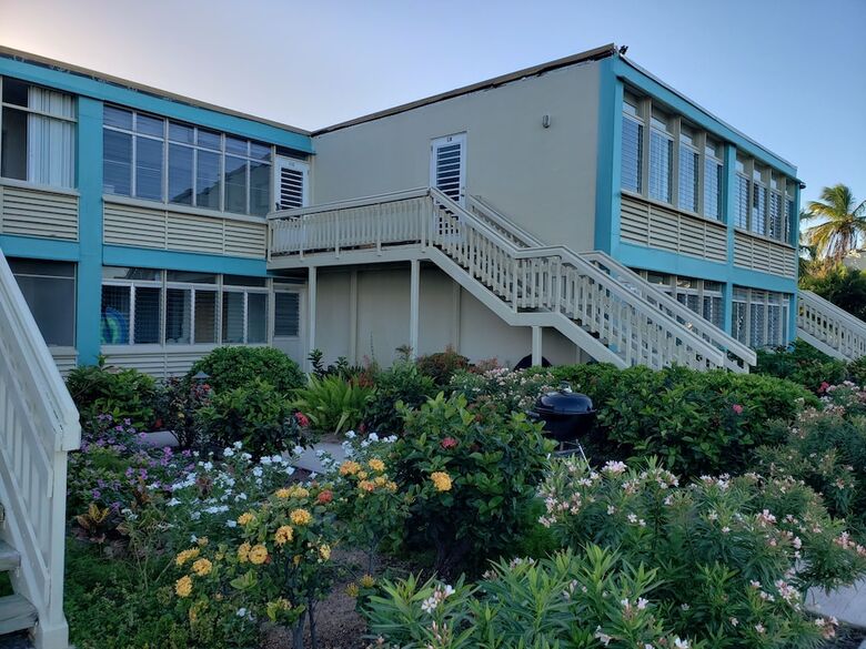 Aparthotel Crystal Cove Villas