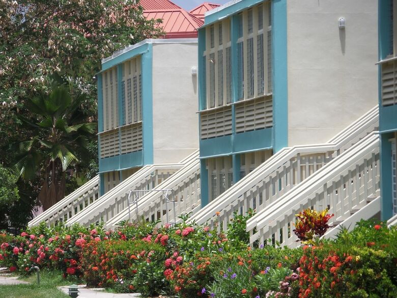Aparthotel Crystal Cove Villas