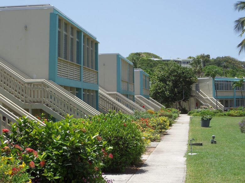Aparthotel Crystal Cove Villas