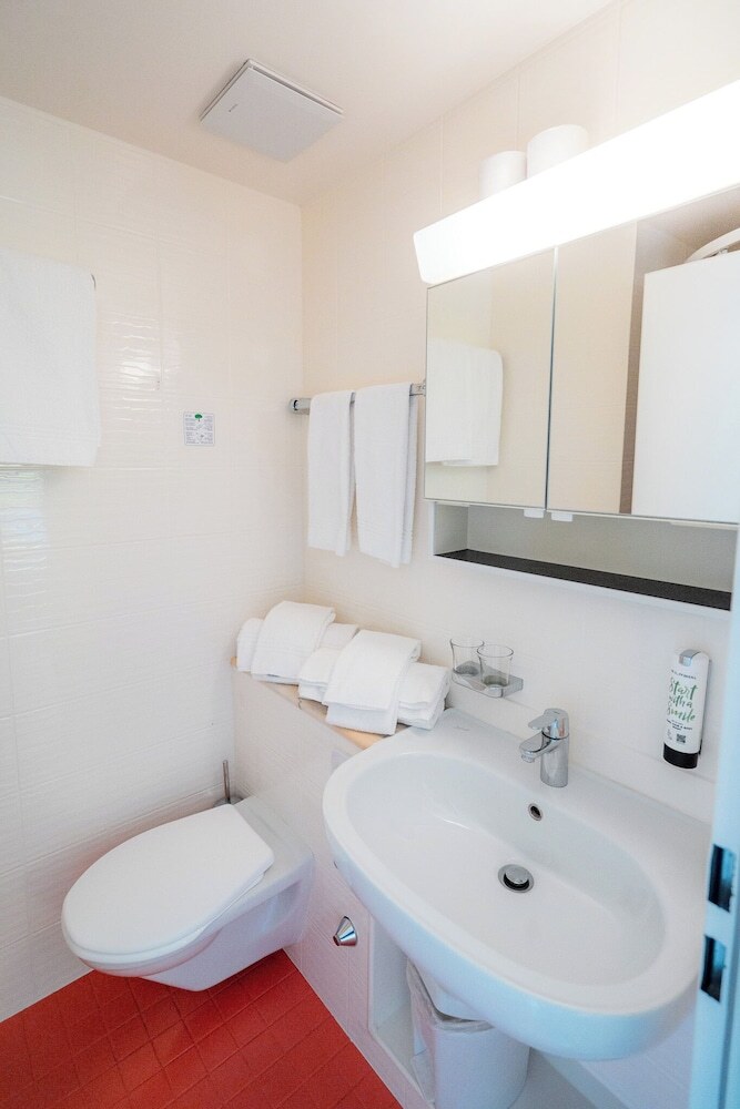 Hotel Haus Sch�nstatt -self-check-in