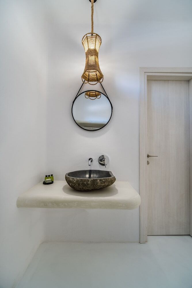 The Amethyst Exclusive Suites Oia