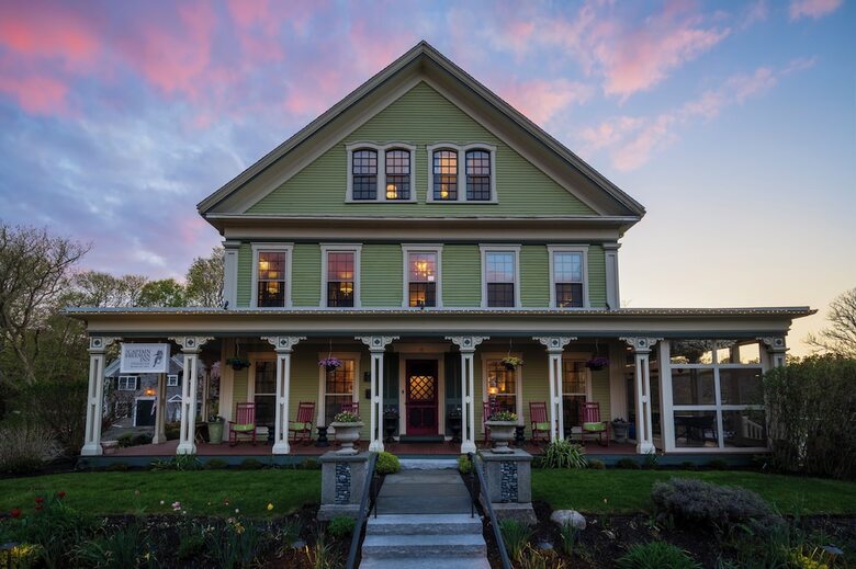 Bed & Breakfast Captain Freeman Inn