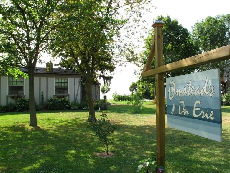 Bed & Breakfast Omstead's On Erie