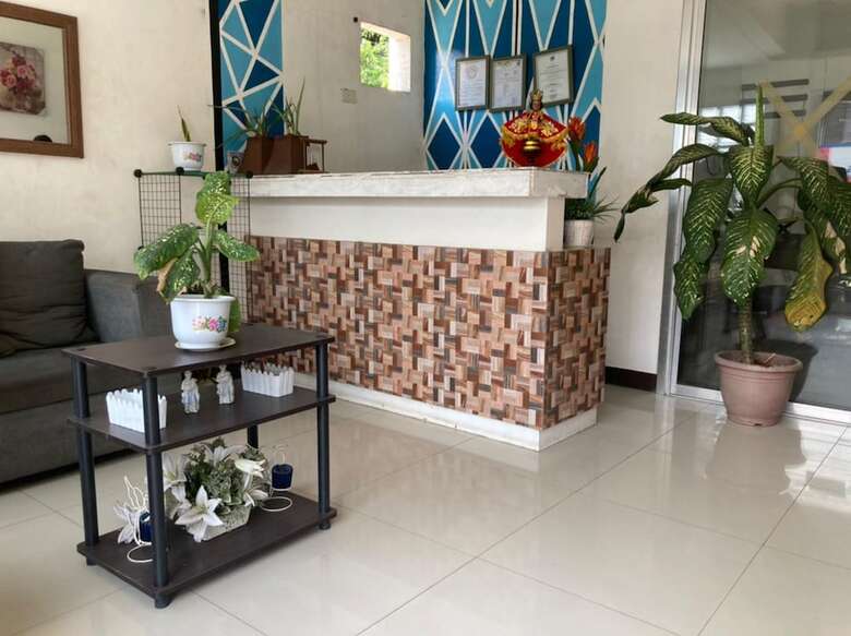Hotel Oyo 815 Carisil Bldg