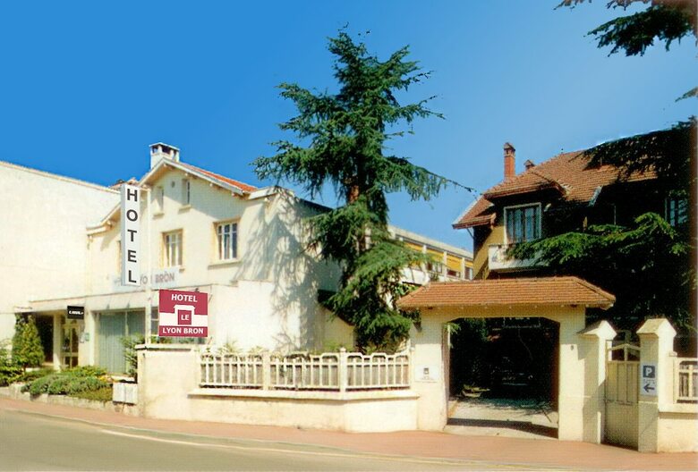 Hotel H�tel Le Lyon Bron