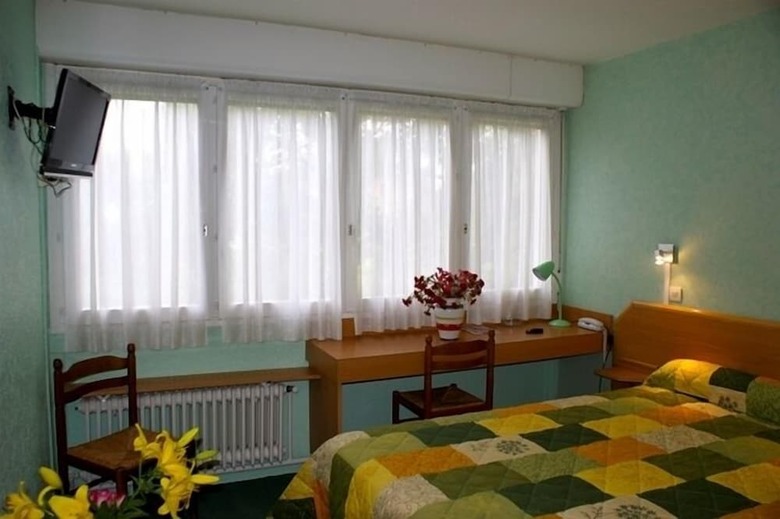 Hotel H�tel Le Lyon Bron