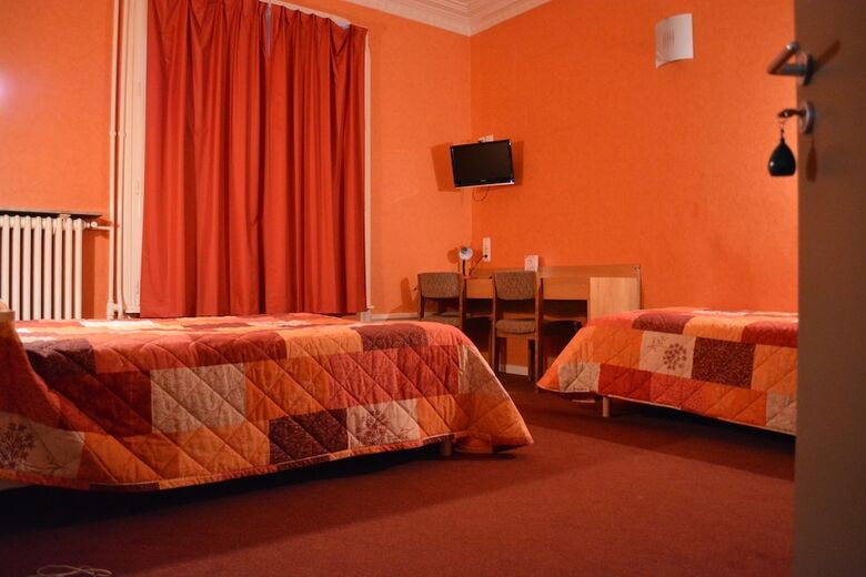 Hotel H�tel Le Lyon Bron