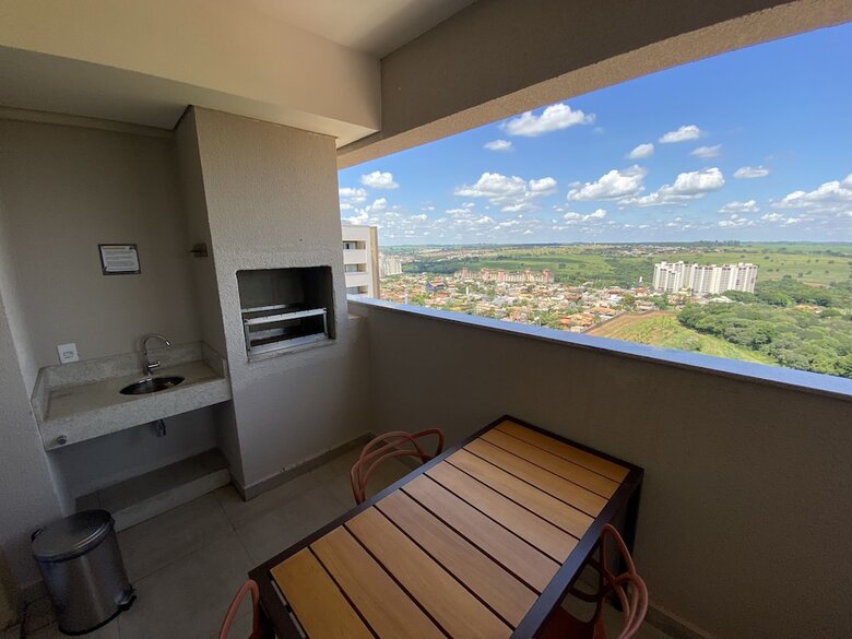 Hot Beach Suites