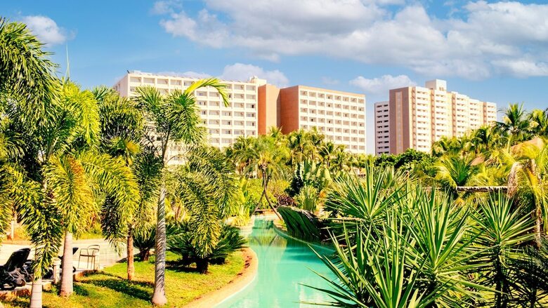 Hot Beach Suites