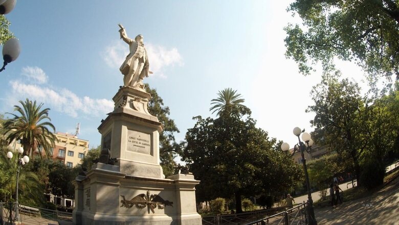 Caserta Deluxe Bis