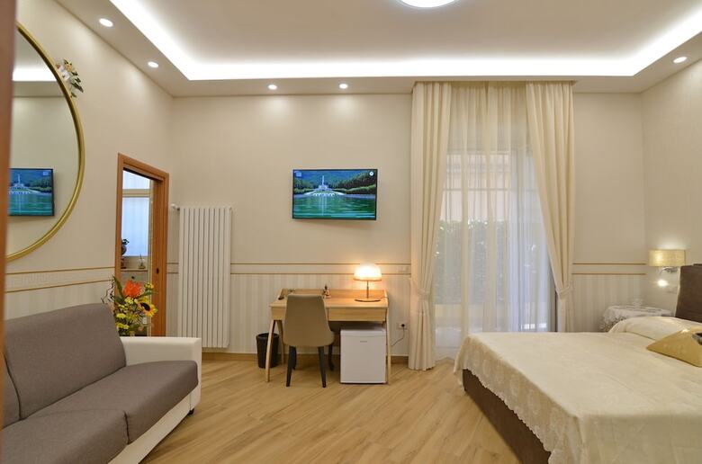 Caserta Deluxe Bis