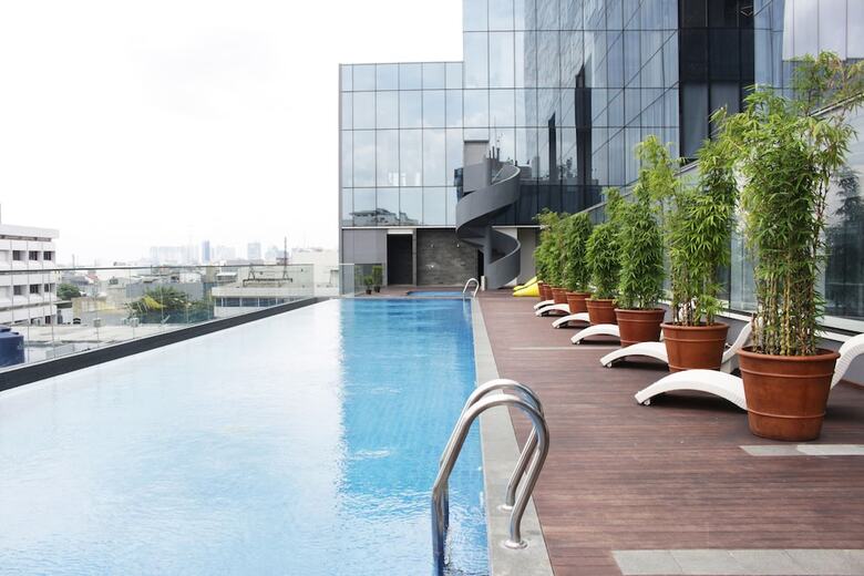 Hotel Vertu Harmoni Jakarta