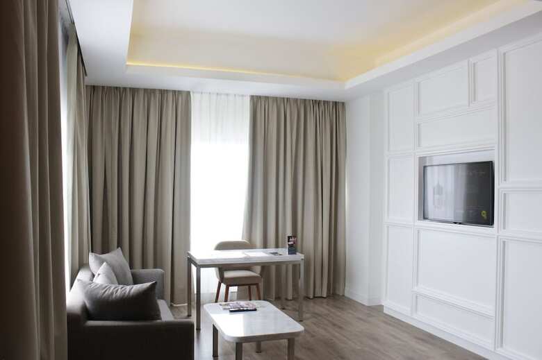 Hotel Vertu Harmoni Jakarta