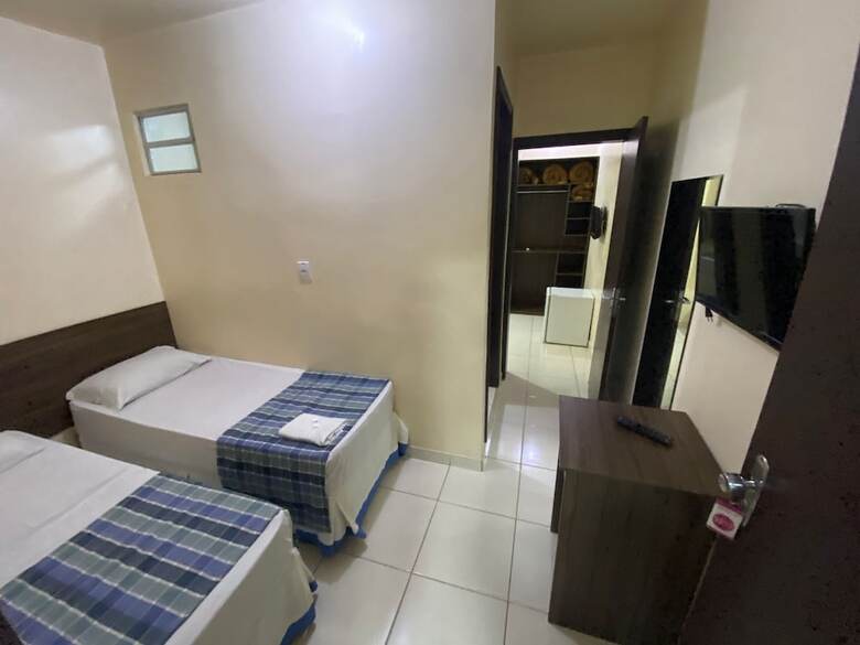 Hotel Zata Econ�mico