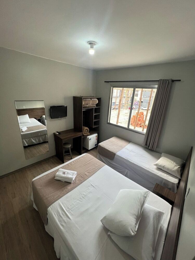 Hotel Zata Econ�mico