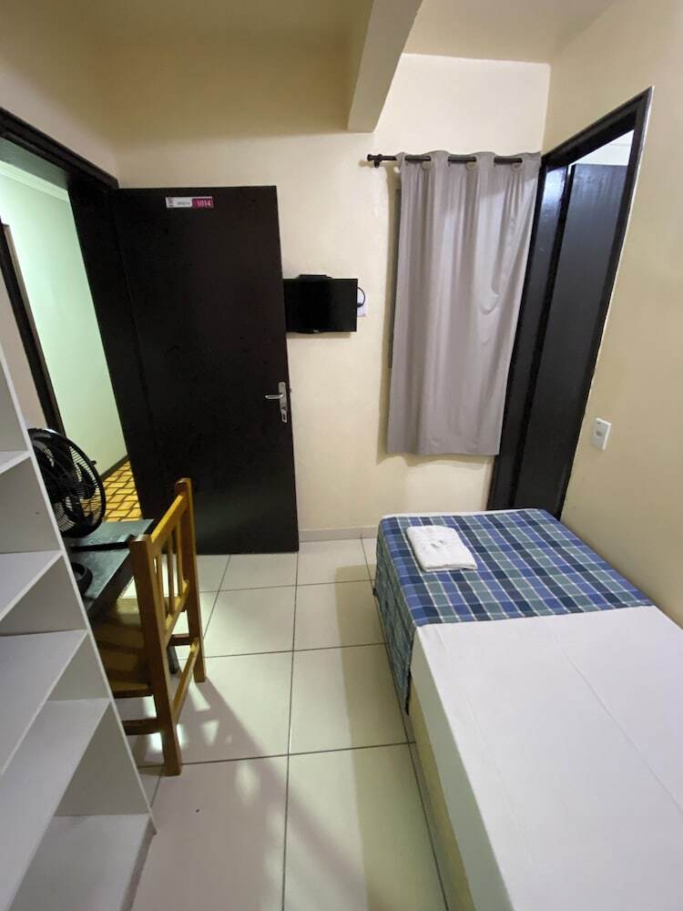 Hotel Zata Econ�mico