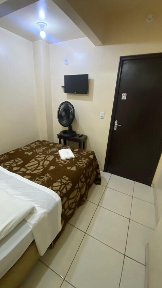 Hotel Zata Econ�mico