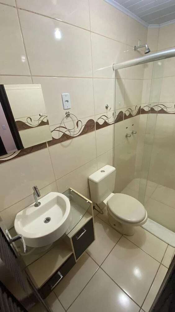 Hotel Zata Econ�mico