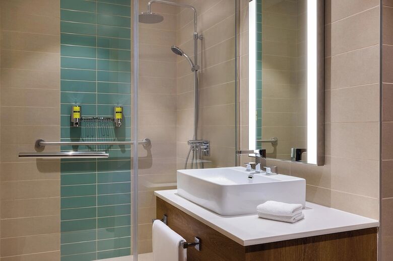 Hotel Element Dubai Airport