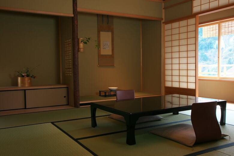 Arima Onsen Hanano ? Adults Only