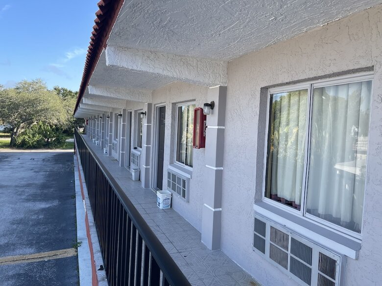 Hotel Clearwater Inn
