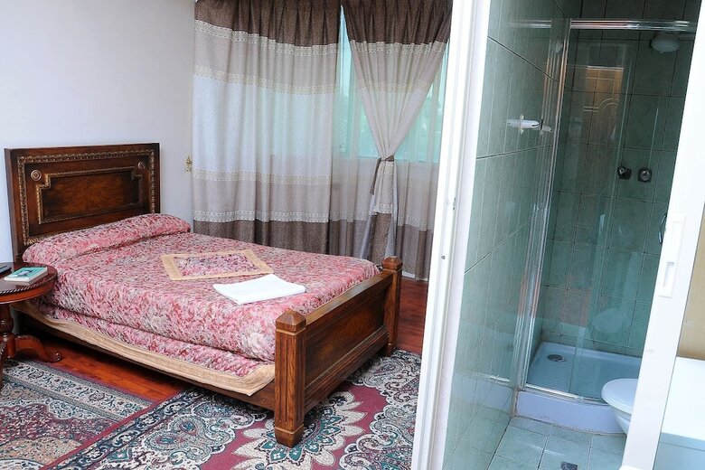 Hotel Grand Guest House