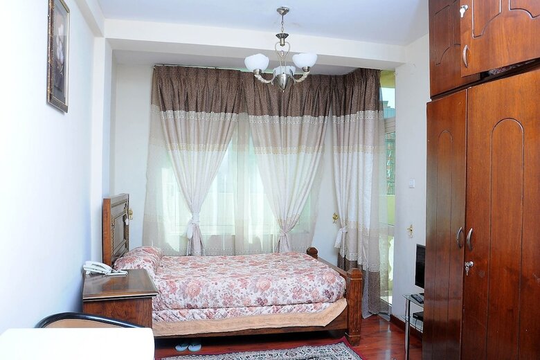 Hotel Grand Guest House