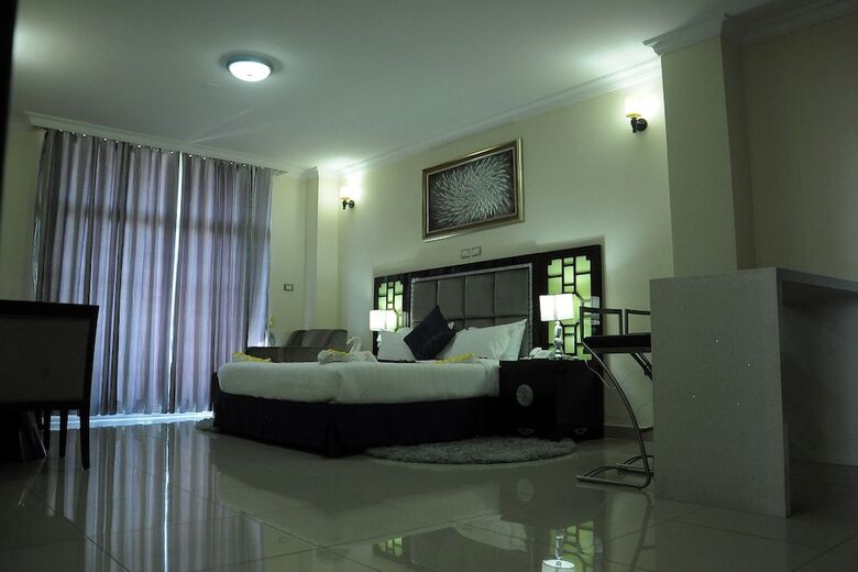 Hotel Sheza Guest House
