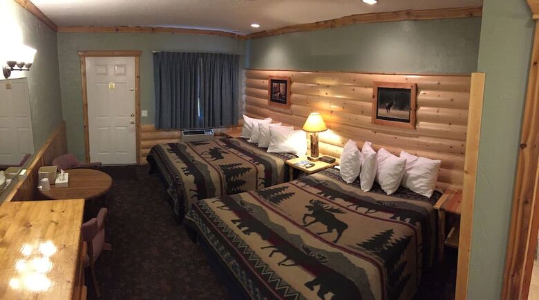 The Historic Madison Hotel Motel