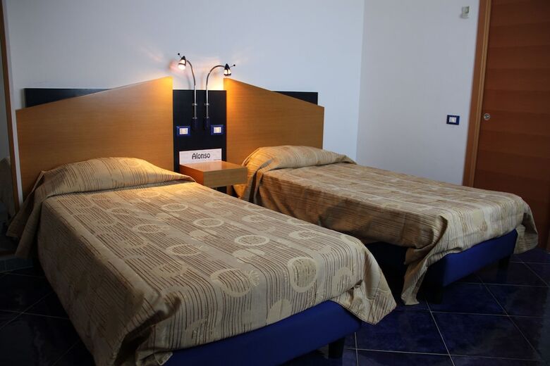 Bed & Breakfast M'ama Holiday Rooms