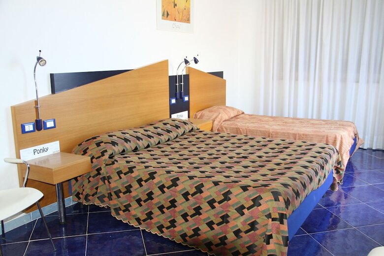 Bed & Breakfast M'ama Holiday Rooms