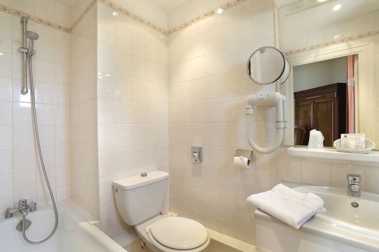 Hotel H�tel Les Tilleuls, Bourges