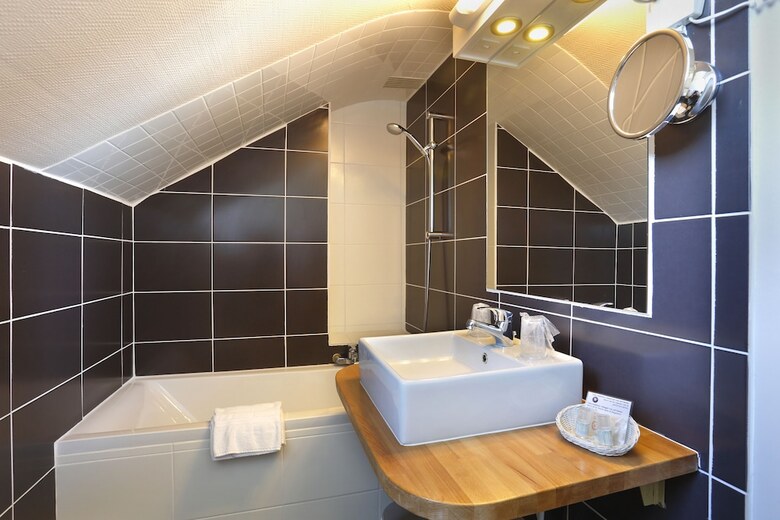 Hotel H�tel Les Tilleuls, Bourges
