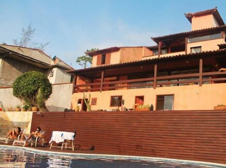 Posada Sunset Hostel & Suites