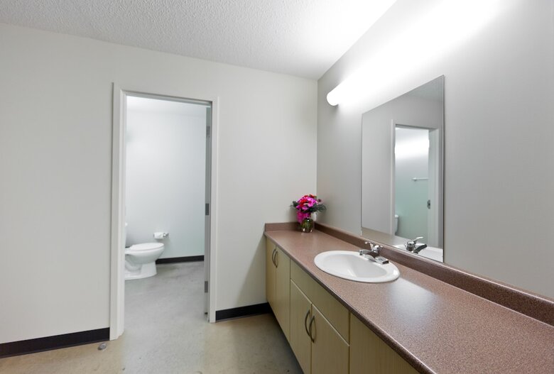 Hotel Macewan University Residence