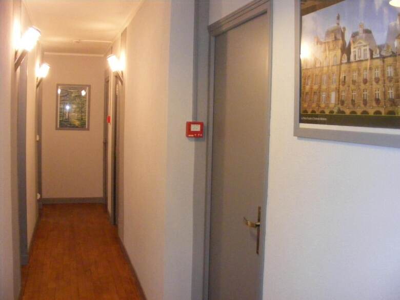 Hotel H�tel Les Boucles De Meuse