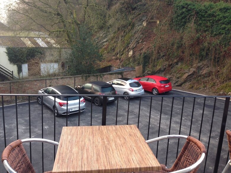 Hotel H�tel Les Boucles De Meuse
