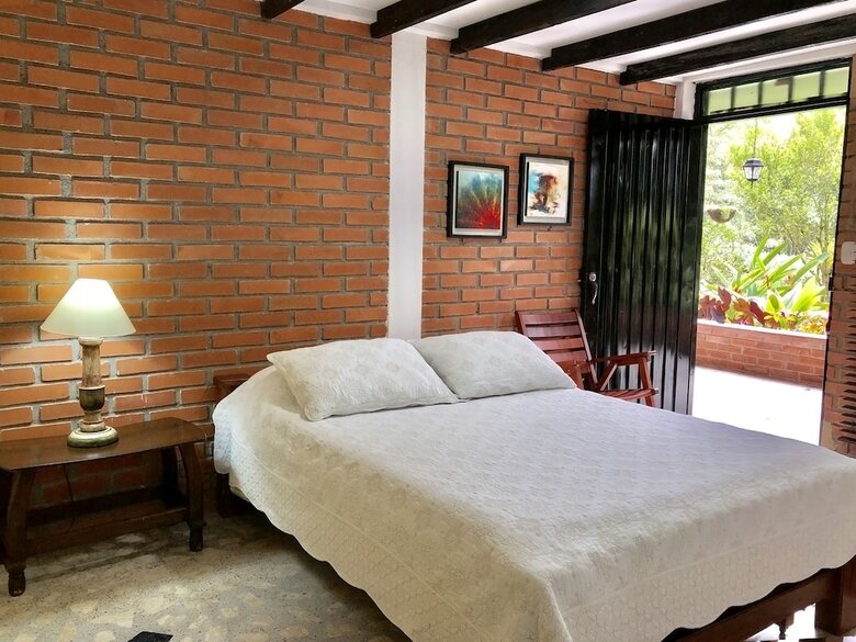Hotel V�speras