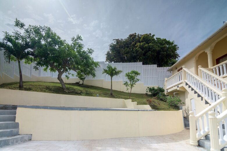 Sandrati Villa