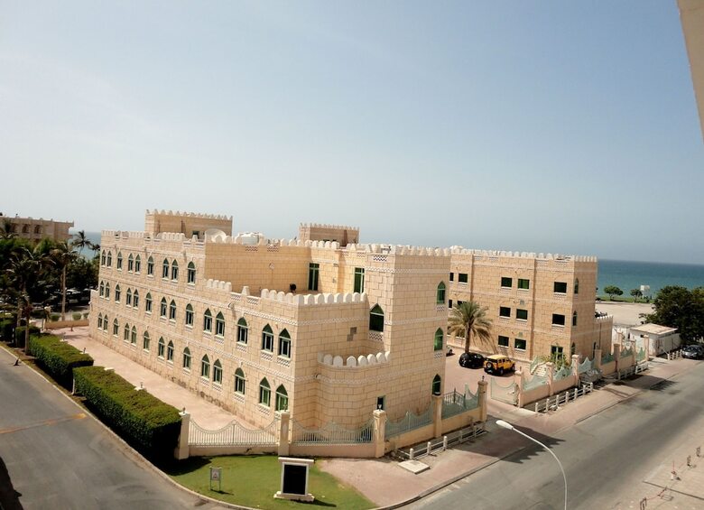 Beach Bay Hotel