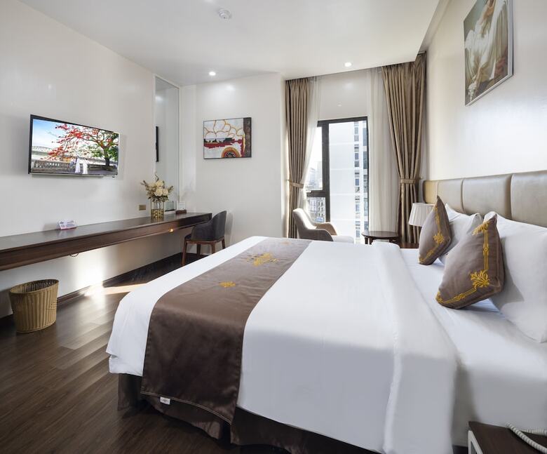 Diamond Luxury Hotel